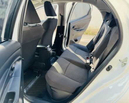 Белый Тойота Ярис, объемом двигателя 1.5 л и пробегом 11 тыс. км за 17900 $, фото 8 на Automoto.ua