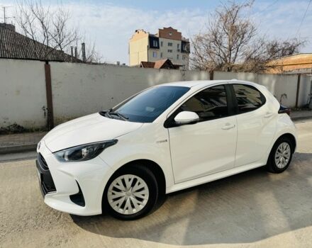 Белый Тойота Ярис, объемом двигателя 1.5 л и пробегом 11 тыс. км за 17900 $, фото 4 на Automoto.ua