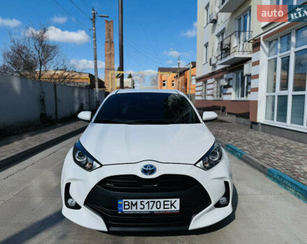 Белый Тойота Ярис, объемом двигателя 1.5 л и пробегом 11 тыс. км за 18500 $, фото 6 на Automoto.ua