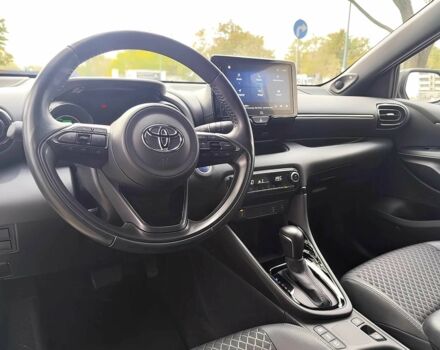 Белый Тойота Ярис, объемом двигателя 1.5 л и пробегом 26 тыс. км за 5000 $, фото 6 на Automoto.ua