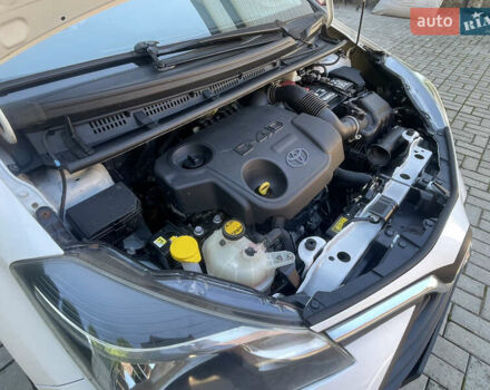 Белый Тойота Ярис, объемом двигателя 1.36 л и пробегом 86 тыс. км за 8300 $, фото 47 на Automoto.ua