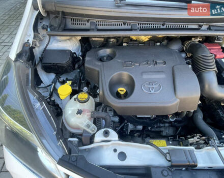Белый Тойота Ярис, объемом двигателя 1.36 л и пробегом 86 тыс. км за 8300 $, фото 46 на Automoto.ua