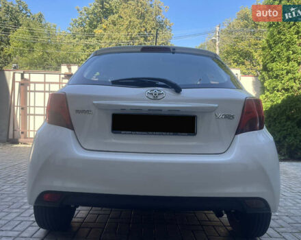 Белый Тойота Ярис, объемом двигателя 1.36 л и пробегом 86 тыс. км за 8300 $, фото 21 на Automoto.ua