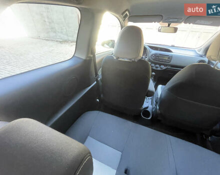 Белый Тойота Ярис, объемом двигателя 1.36 л и пробегом 86 тыс. км за 8300 $, фото 44 на Automoto.ua