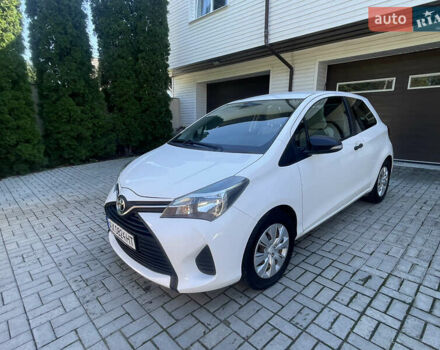 Білий Тойота Яріс, об'ємом двигуна 1.36 л та пробігом 86 тис. км за 8500 $, фото 8 на Automoto.ua
