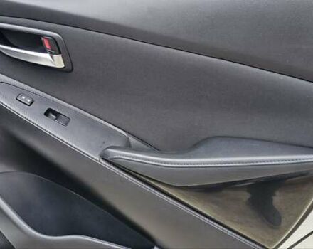 Тойота Яріс 2017 у Кропивницькому (Кіровограді) на Automoto.ua Білий Тойота Яріс, об'ємом двигуна 1.5 л та пробігом 140 тис. км за 11800 $, фото 12 на Automoto.ua