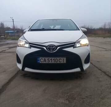 Белый Тойота Ярис, объемом двигателя 1.5 л и пробегом 160 тыс. км за 11000 $, фото 1 на Automoto.ua