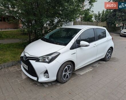 Белый Тойота Ярис, объемом двигателя 1.5 л и пробегом 228 тыс. км за 10700 $, фото 1 на Automoto.ua