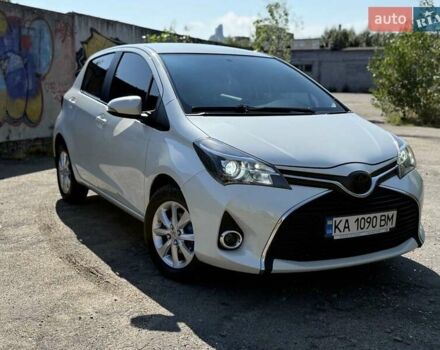 Белый Тойота Ярис, объемом двигателя 1.3 л и пробегом 148 тыс. км за 11800 $, фото 1 на Automoto.ua