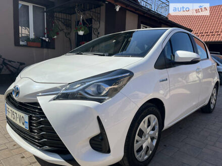 Тойота Яріс 2019 у Рівному на Automoto.ua Білий Тойота Яріс, об'ємом двигуна 1.5 л та пробігом 122 тис. км за 15800 $, фото 1 на Automoto.ua