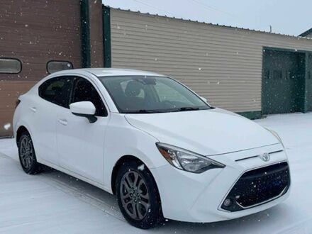 Белый Тойота Ярис, объемом двигателя 1.5 л и пробегом 43 тыс. км за 5600 $, фото 1 на Automoto.ua