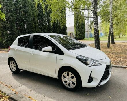 Белый Тойота Ярис, объемом двигателя 1.5 л и пробегом 23 тыс. км за 14700 $, фото 1 на Automoto.ua