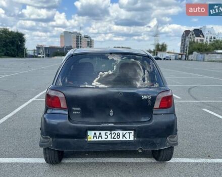 Чорний Тойота Яріс, об'ємом двигуна 1 л та пробігом 370 тис. км за 1550 $, фото 4 на Automoto.ua