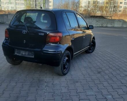 Чорний Тойота Яріс, об'ємом двигуна 1 л та пробігом 190 тис. км за 3950 $, фото 4 на Automoto.ua