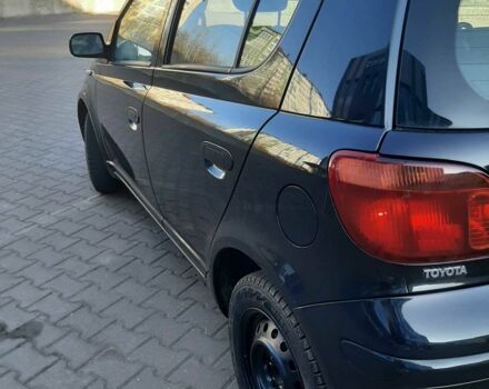Чорний Тойота Яріс, об'ємом двигуна 1 л та пробігом 190 тис. км за 3950 $, фото 7 на Automoto.ua