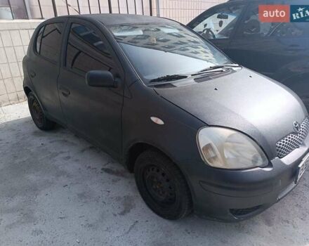 Черный Тойота Ярис, объемом двигателя 1.4 л и пробегом 410 тыс. км за 2100 $, фото 1 на Automoto.ua