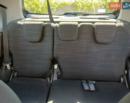 Черный Тойота Ярис, объемом двигателя 1.36 л и пробегом 244 тыс. км за 6900 $, фото 12 на Automoto.ua