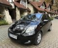 Черный Тойота Ярис, объемом двигателя 1.3 л и пробегом 228 тыс. км за 5900 $, фото 1 на Automoto.ua