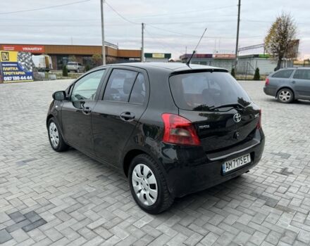 Черный Тойота Ярис, объемом двигателя 1.4 л и пробегом 160 тыс. км за 5300 $, фото 2 на Automoto.ua