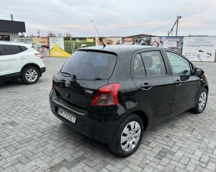 Черный Тойота Ярис, объемом двигателя 1.4 л и пробегом 160 тыс. км за 5300 $, фото 1 на Automoto.ua