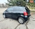Черный Тойота Ярис, объемом двигателя 1 л и пробегом 217 тыс. км за 3800 $, фото 7 на Automoto.ua