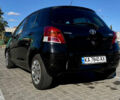 Черный Тойота Ярис, объемом двигателя 1.33 л и пробегом 220 тыс. км за 6800 $, фото 2 на Automoto.ua