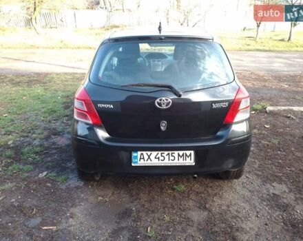 Черный Тойота Ярис, объемом двигателя 1.33 л и пробегом 162 тыс. км за 6500 $, фото 4 на Automoto.ua