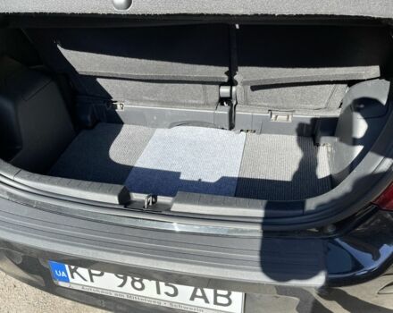 Чорний Тойота Яріс, об'ємом двигуна 1.3 л та пробігом 229 тис. км за 7100 $, фото 7 на Automoto.ua