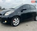 Чорний Тойота Яріс, об'ємом двигуна 1.36 л та пробігом 212 тис. км за 7300 $, фото 9 на Automoto.ua