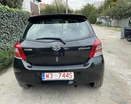 Чорний Тойота Яріс, об'ємом двигуна 1.3 л та пробігом 229 тис. км за 7100 $, фото 4 на Automoto.ua