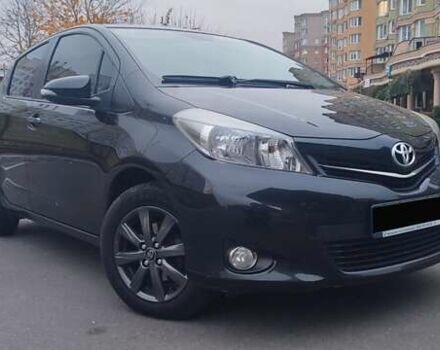 Черный Тойота Ярис, объемом двигателя 1.33 л и пробегом 158 тыс. км за 9500 $, фото 12 на Automoto.ua