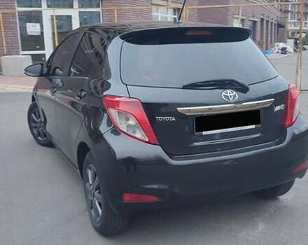 Черный Тойота Ярис, объемом двигателя 1.33 л и пробегом 158 тыс. км за 9500 $, фото 17 на Automoto.ua