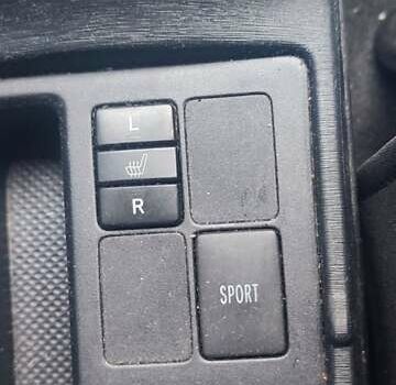 Черный Тойота Ярис, объемом двигателя 1.33 л и пробегом 158 тыс. км за 9500 $, фото 4 на Automoto.ua