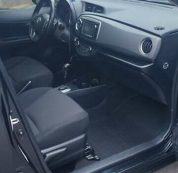 Черный Тойота Ярис, объемом двигателя 1.33 л и пробегом 158 тыс. км за 9500 $, фото 9 на Automoto.ua