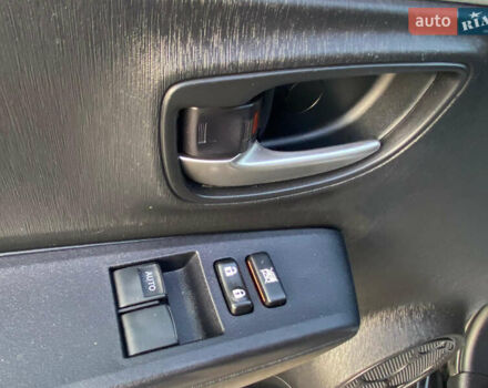 Черный Тойота Ярис, объемом двигателя 1.5 л и пробегом 170 тыс. км за 11500 $, фото 13 на Automoto.ua