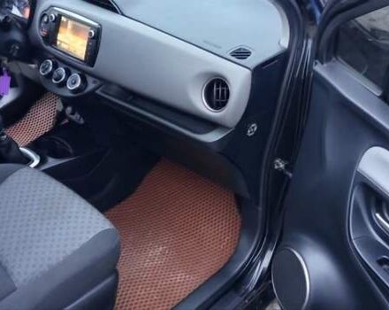 Чорний Тойота Яріс, об'ємом двигуна 1.33 л та пробігом 150 тис. км за 7700 $, фото 15 на Automoto.ua