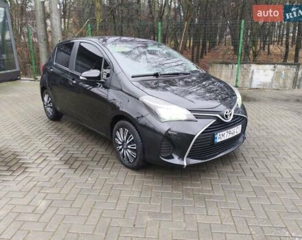 Черный Тойота Ярис, объемом двигателя 1.33 л и пробегом 149 тыс. км за 8000 $, фото 1 на Automoto.ua