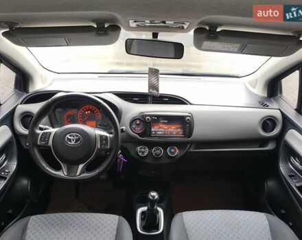 Черный Тойота Ярис, объемом двигателя 1.33 л и пробегом 149 тыс. км за 8000 $, фото 8 на Automoto.ua