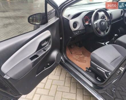Черный Тойота Ярис, объемом двигателя 1.33 л и пробегом 149 тыс. км за 8000 $, фото 9 на Automoto.ua