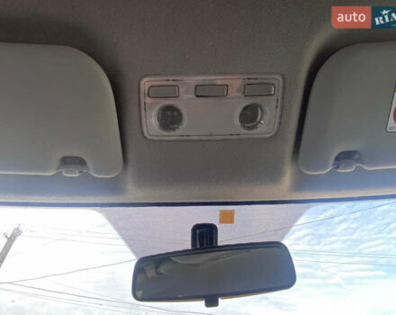 Черный Тойота Ярис, объемом двигателя 1.5 л и пробегом 170 тыс. км за 11500 $, фото 17 на Automoto.ua