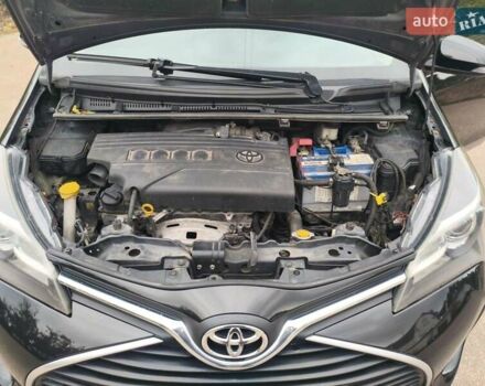 Черный Тойота Ярис, объемом двигателя 1.33 л и пробегом 149 тыс. км за 7600 $, фото 19 на Automoto.ua