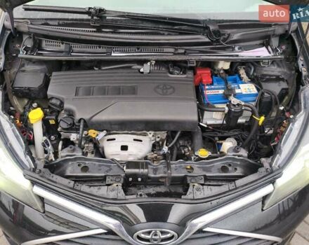 Черный Тойота Ярис, объемом двигателя 1.33 л и пробегом 149 тыс. км за 8000 $, фото 13 на Automoto.ua