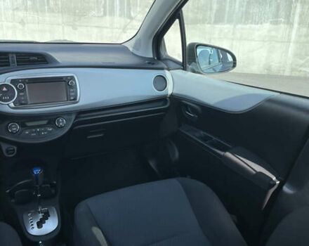 Черный Тойота Ярис, объемом двигателя 1.5 л и пробегом 125 тыс. км за 11200 $, фото 23 на Automoto.ua
