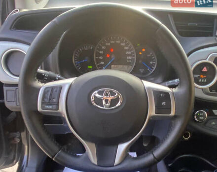 Черный Тойота Ярис, объемом двигателя 1.5 л и пробегом 170 тыс. км за 11500 $, фото 8 на Automoto.ua