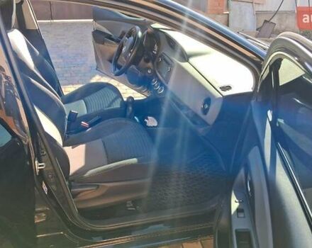 Черный Тойота Ярис, объемом двигателя 1.5 л и пробегом 41 тыс. км за 13500 $, фото 4 на Automoto.ua