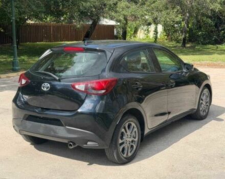 Чорний Тойота Яріс, об'ємом двигуна 1.5 л та пробігом 31 тис. км за 10000 $, фото 4 на Automoto.ua