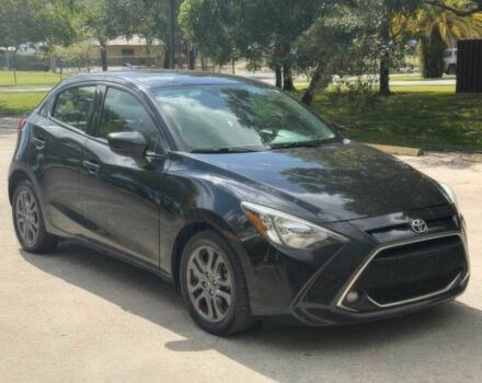 Чорний Тойота Яріс, об'ємом двигуна 1.5 л та пробігом 31 тис. км за 10000 $, фото 2 на Automoto.ua