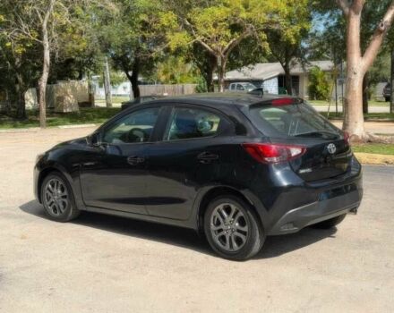 Чорний Тойота Яріс, об'ємом двигуна 1.5 л та пробігом 31 тис. км за 10000 $, фото 6 на Automoto.ua