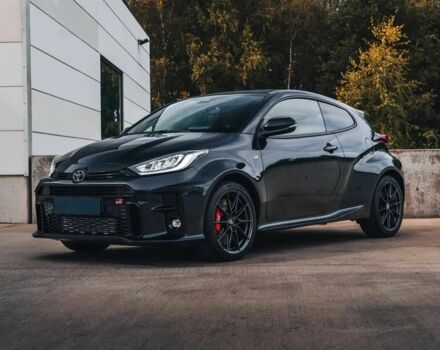 Чорний Тойота Яріс, об'ємом двигуна 1.6 л та пробігом 17 тис. км за 4900 $, фото 2 на Automoto.ua