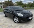 Черный Тойота Ярис, объемом двигателя 1.5 л и пробегом 155 тыс. км за 6300 $, фото 1 на Automoto.ua